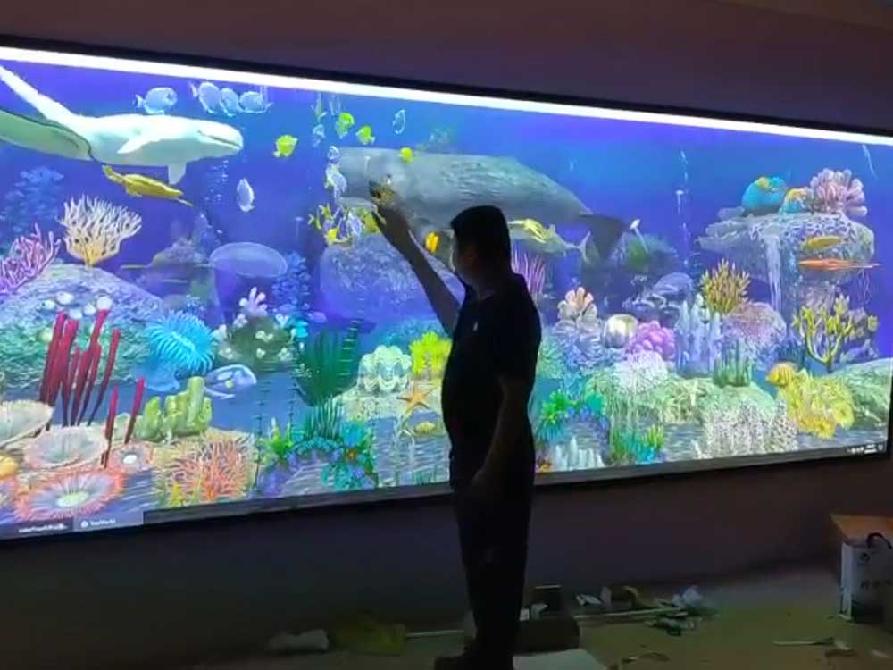 上海紫葉幼兒園互動投影